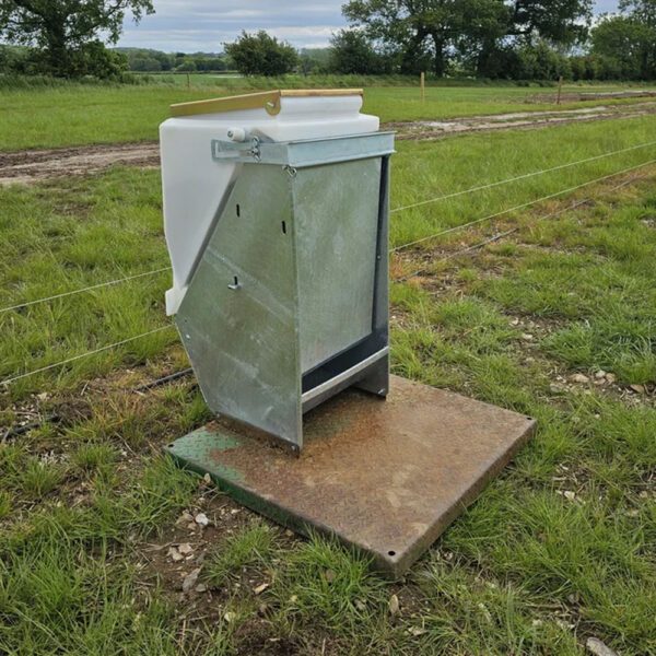 Spare Rations Farming Livestock Housing Australia - Outdoor Housing & Equipment for Modern ...
